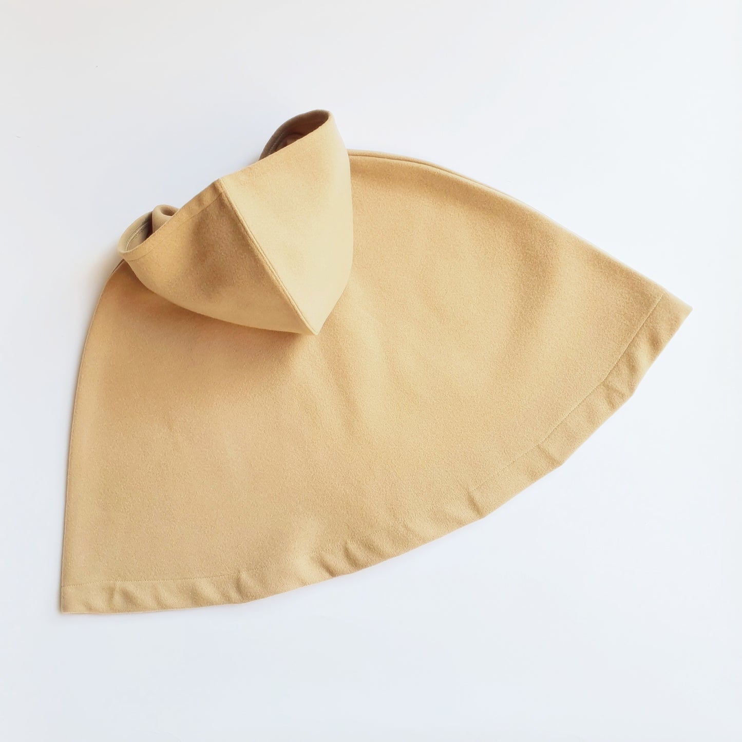 Capa Leticia beige