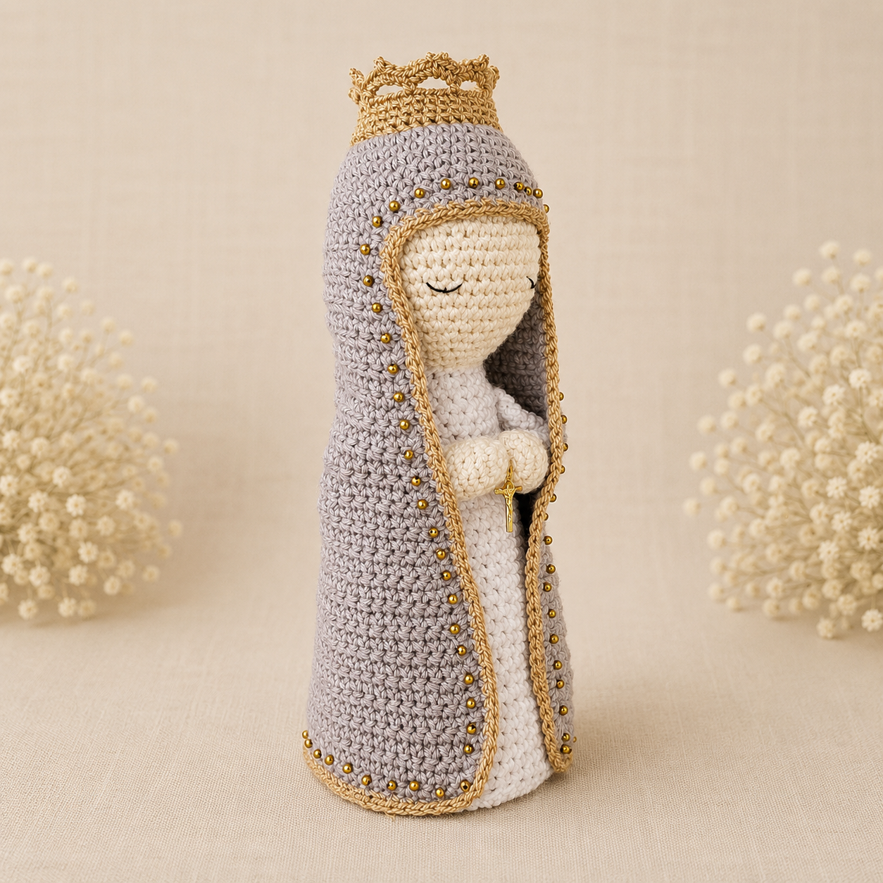 Virgen clásica manto largo gris