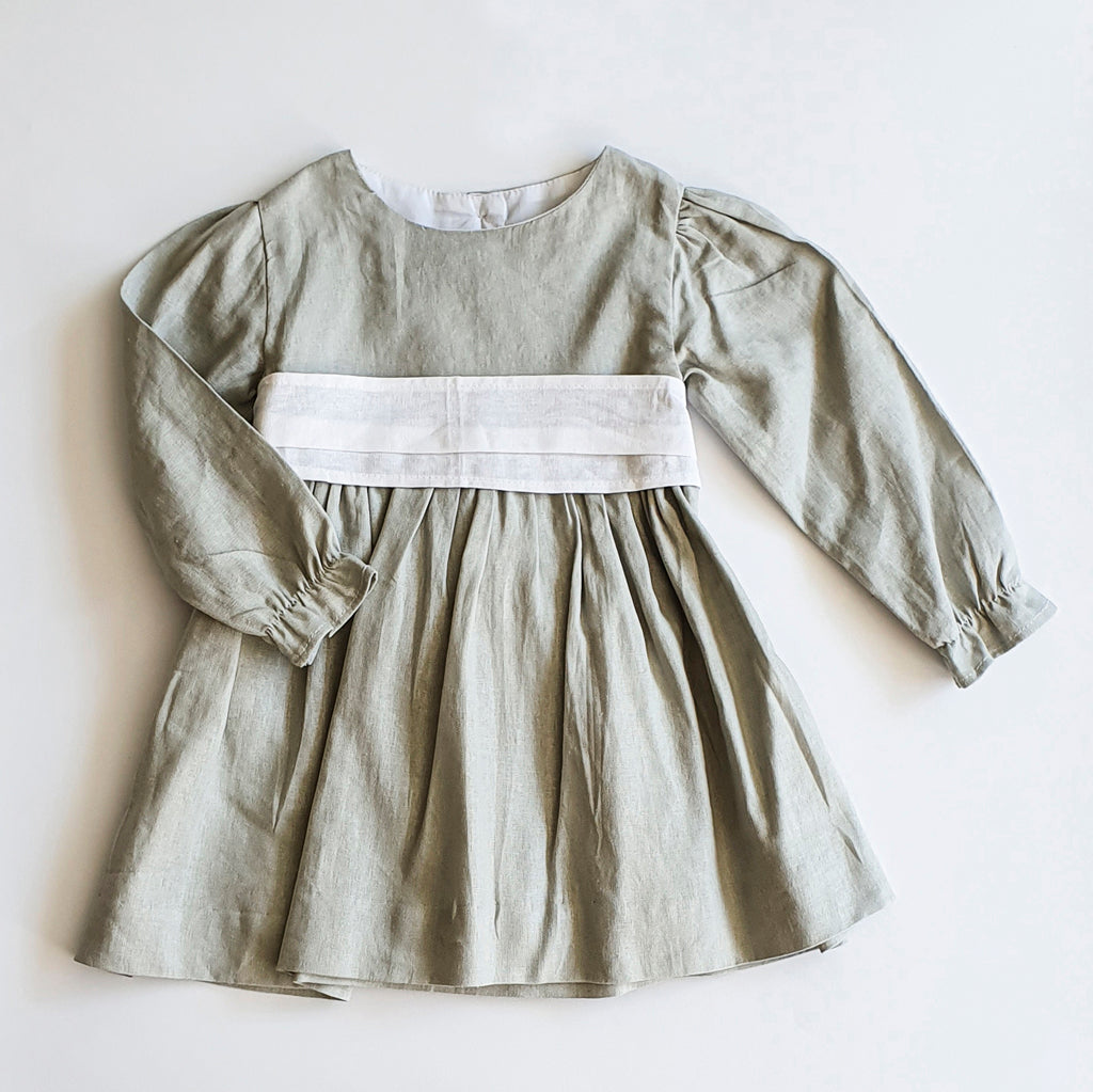 Vestido Lino Gris Lazo blanco Manga Larga