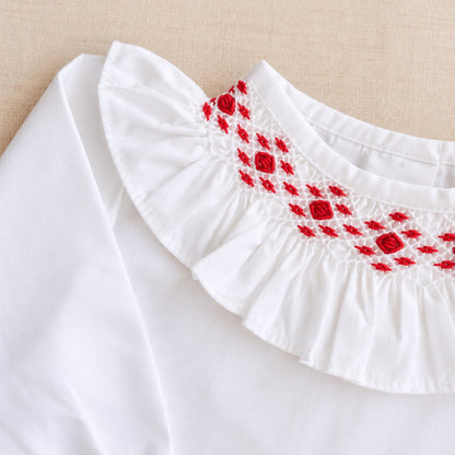 Blusa Golondrina Roja – Tradición con carácter