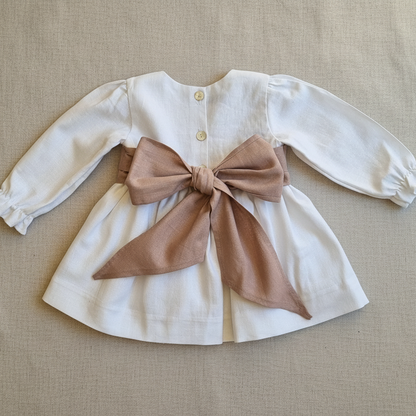 Vestido Lino Blanco Lazo Palo Rosa Manga Larga