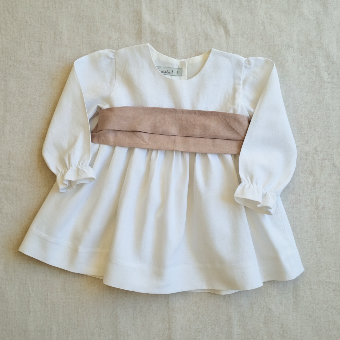 Vestido Lino Blanco Lazo Palo Rosa Manga Larga