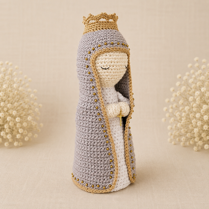 Virgen clásica manto largo gris